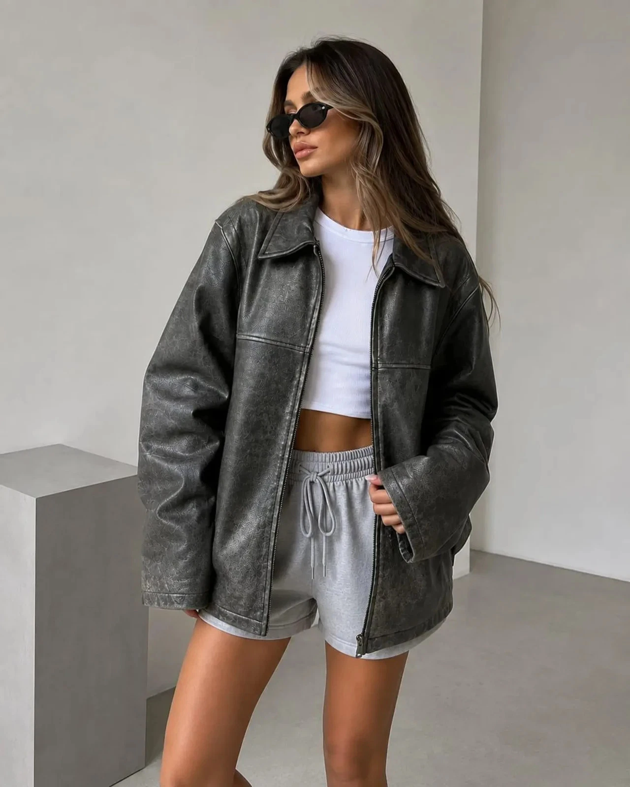Genuine Sheep Leather Jacket Women, Oversized Distressed Grey Leather image 5