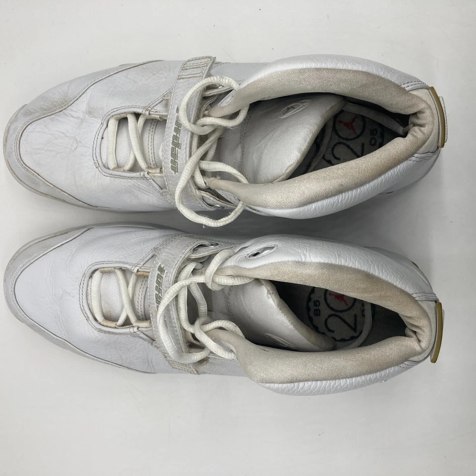 Nike Air Jordan Sneakers Adult 12 High Top 2005 Team Reign White Silver Mens 12 - Image 4 of 4