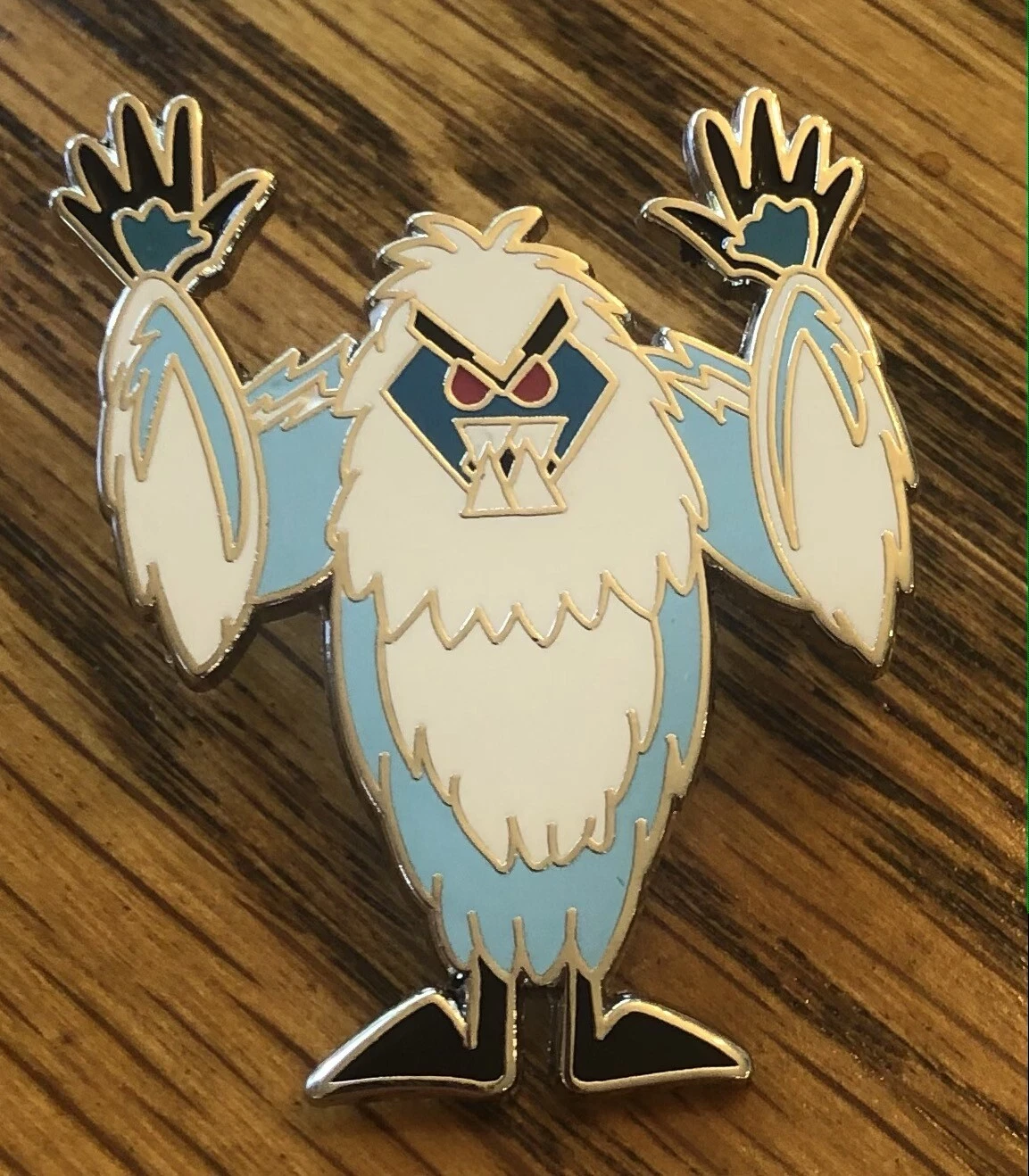 Disney Pin Matterhorn from a framed set Retro Collection Yeti 37481 DLR