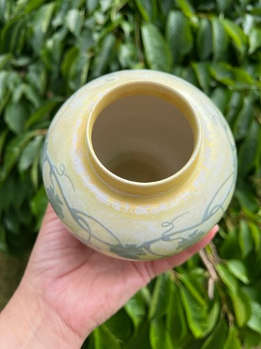 Antique Ruskin Pottery Yellow Lustre Ginger Jar Base with Vine Design 1912 - Picture 15 of 23