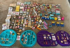 Zuru Mini Brands Foodie Lot 146 Pieces, 2 Collectors Cases & Misc Shopping Toys