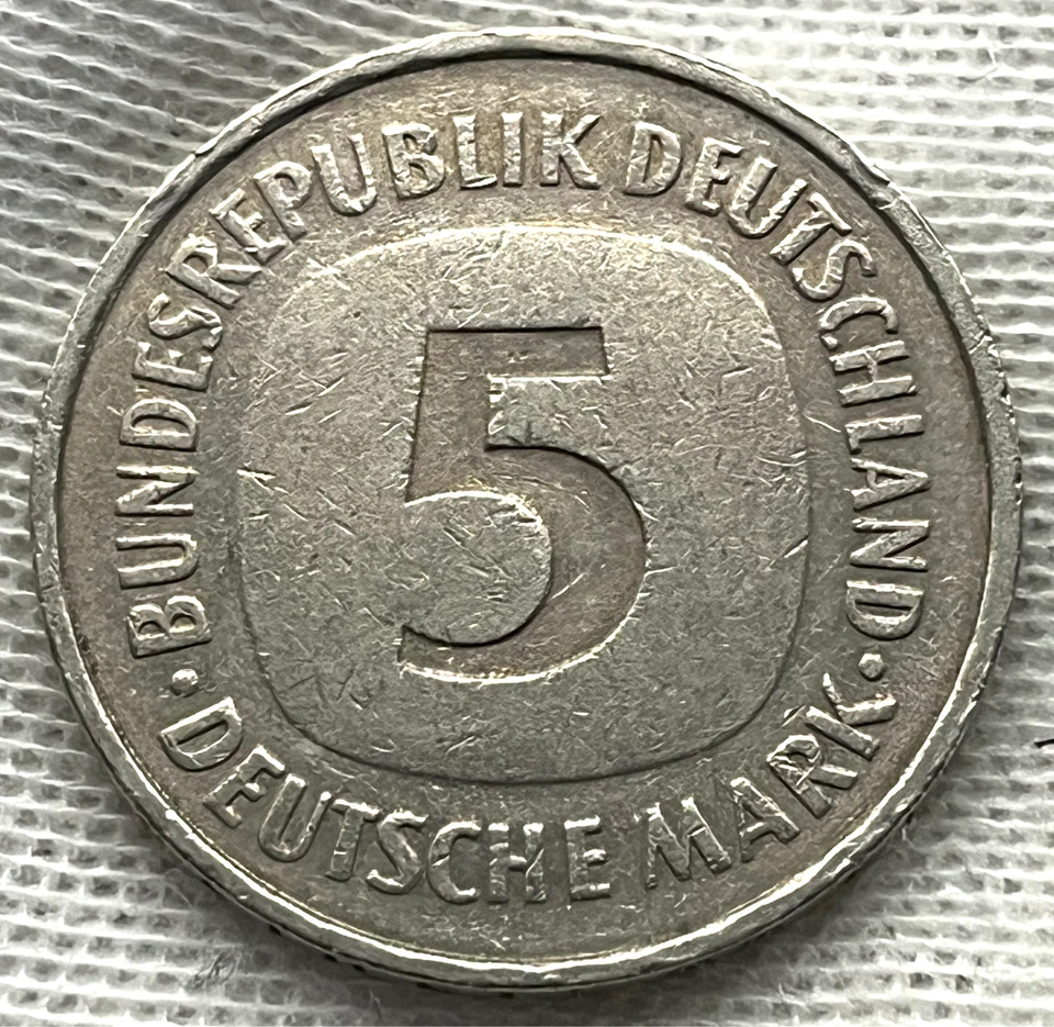 Germany / 5 Deutsche Mark / 1975-F / KM#140.1 / World Coin / (03-0896) - Image 2 of 2