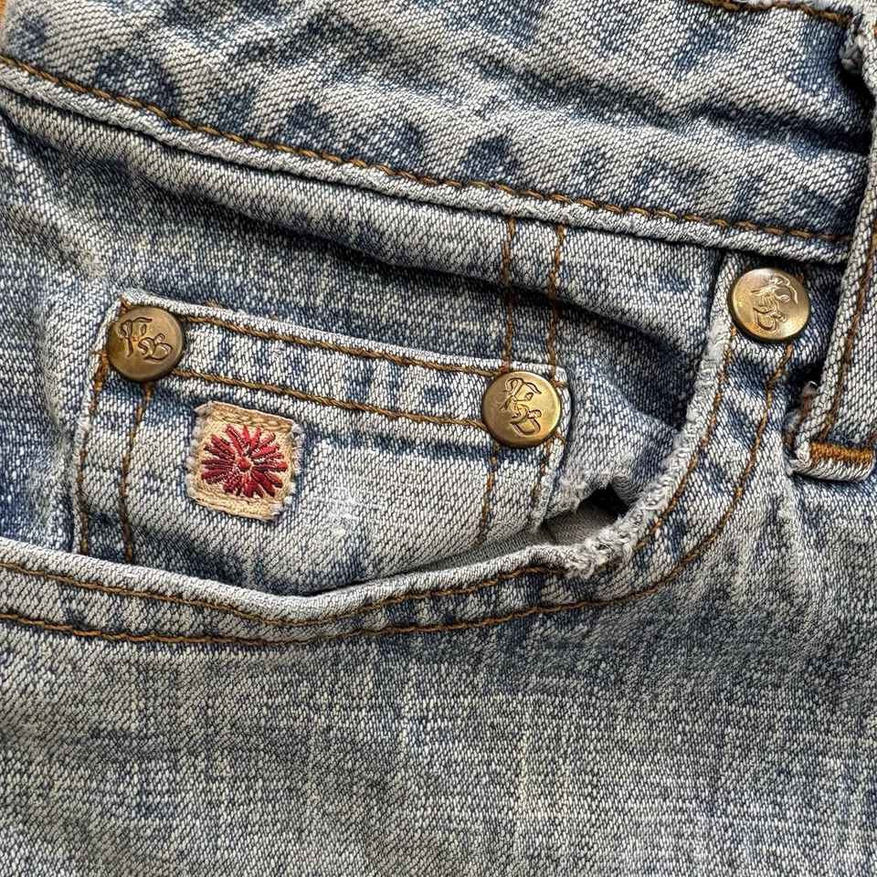 Paris Blues Women's Denim Shorts, Size 5, Blue, Vintage Y2K - Image 4 of 4