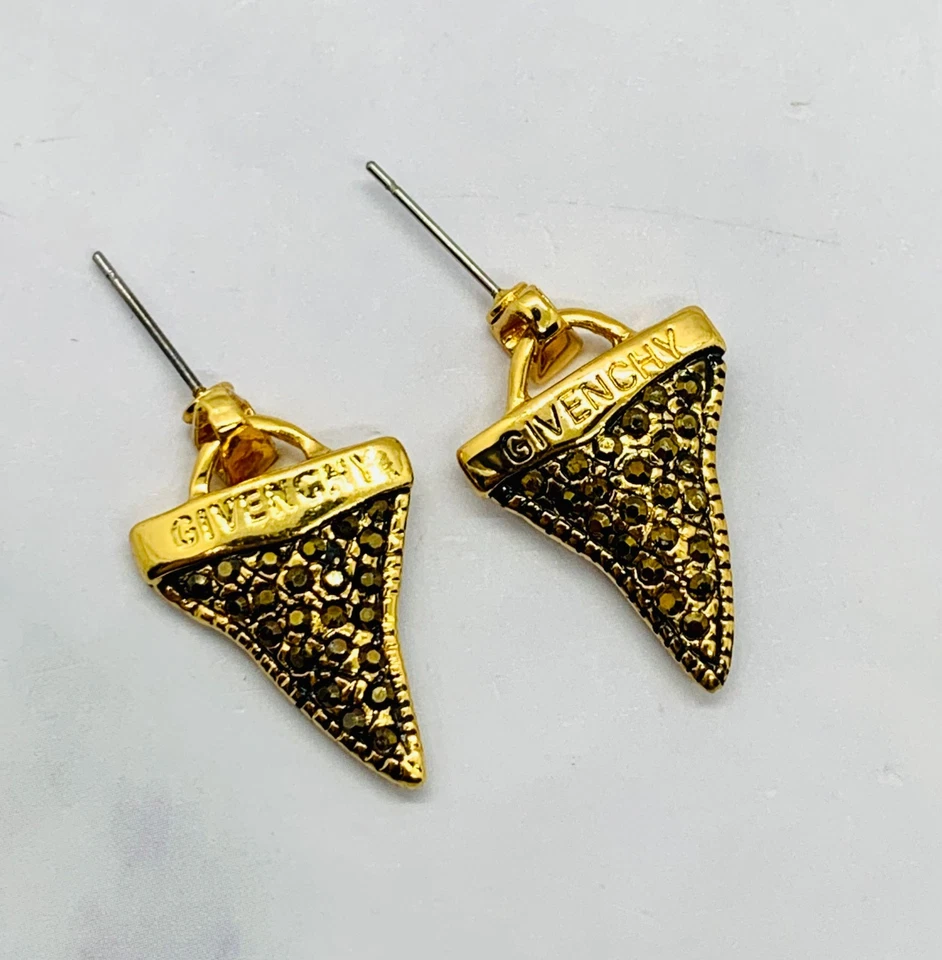 Auténticos Pendientes GIVENCHY Diente de Tiburón Estrás - USADOS / KQ4591 Foto 2 de 4