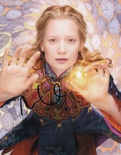 HAND SIGNED Mia Wasikowska 10x8 Alice in Wonderland Photo & COA [19612]