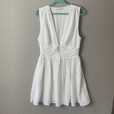 Abercrombie & Fitch Dress Woman LT White Smocked Plunge Crinkle Mini Babydoll