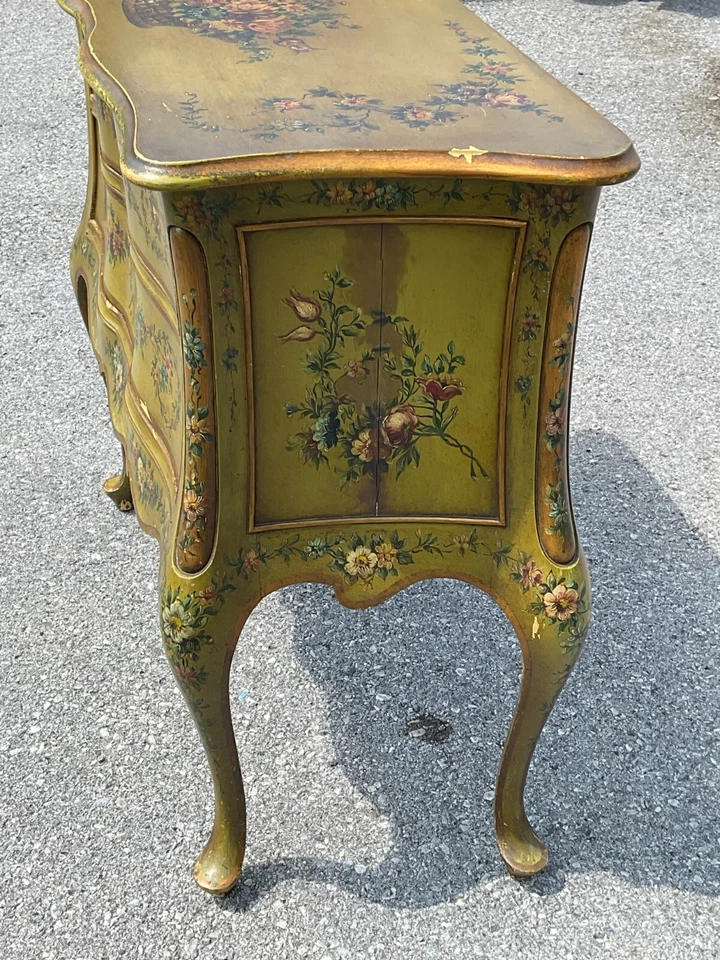 Antigo servidor de mesa policromado francês frente serpentina floral dourado - Imagem 4 de 4