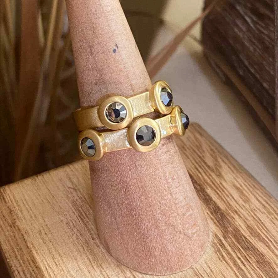 Juego de anillos de latón dorado con hematita de cristal de primera calidad tamaño 6,7 Foto 2 de 4