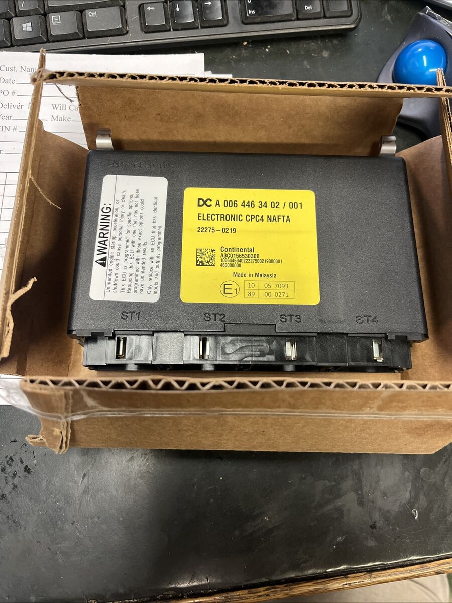 Freightliner Cascadia CPC4 module control unit DDE Freightliner Cascadia CPC4 module control unit DDE
