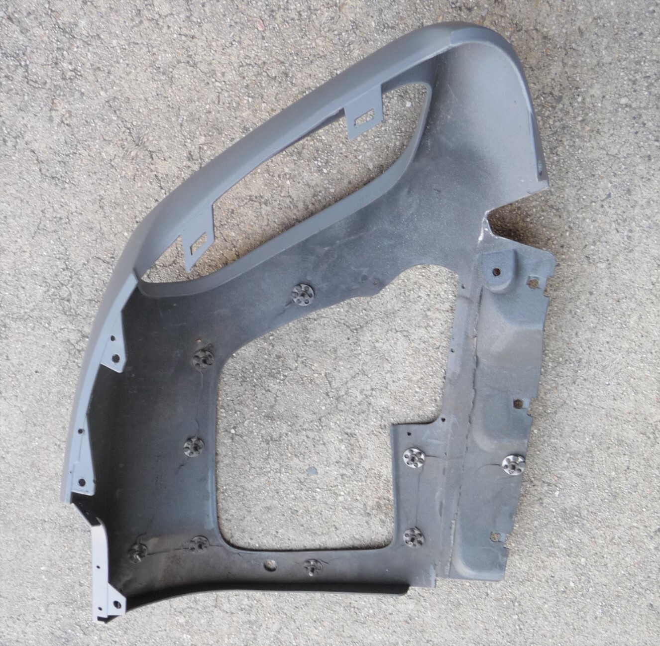 21 22 Ferrari 812 GTS F152M Rear Bumper Right Side Exhaust Fairing 88768400 OEM