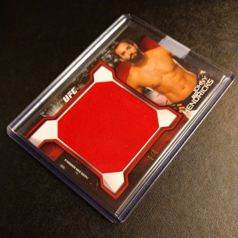 #2/8 Johny Hendricks Ruby Gear Relic Card 2016 Topps UFC Knockout mma red SP - Image 2 of 4