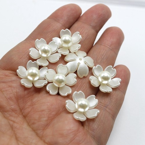 Craft DIY Ivory Pearl Flower-shaped Buttons for Jewelry Making Craft Sewing - Picture 5 of 13