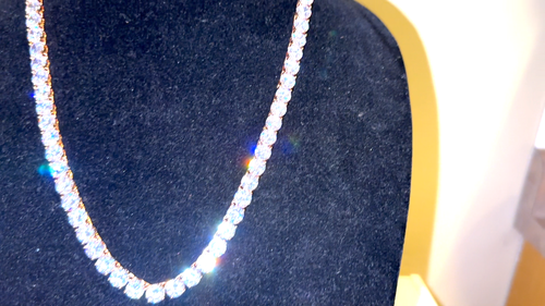 Collar de cadena de tenis de oro rosa maciza XXL de 8 mm 152 quilates diamantes simulados en laboratorio VVS - Vídeo 1 de 1