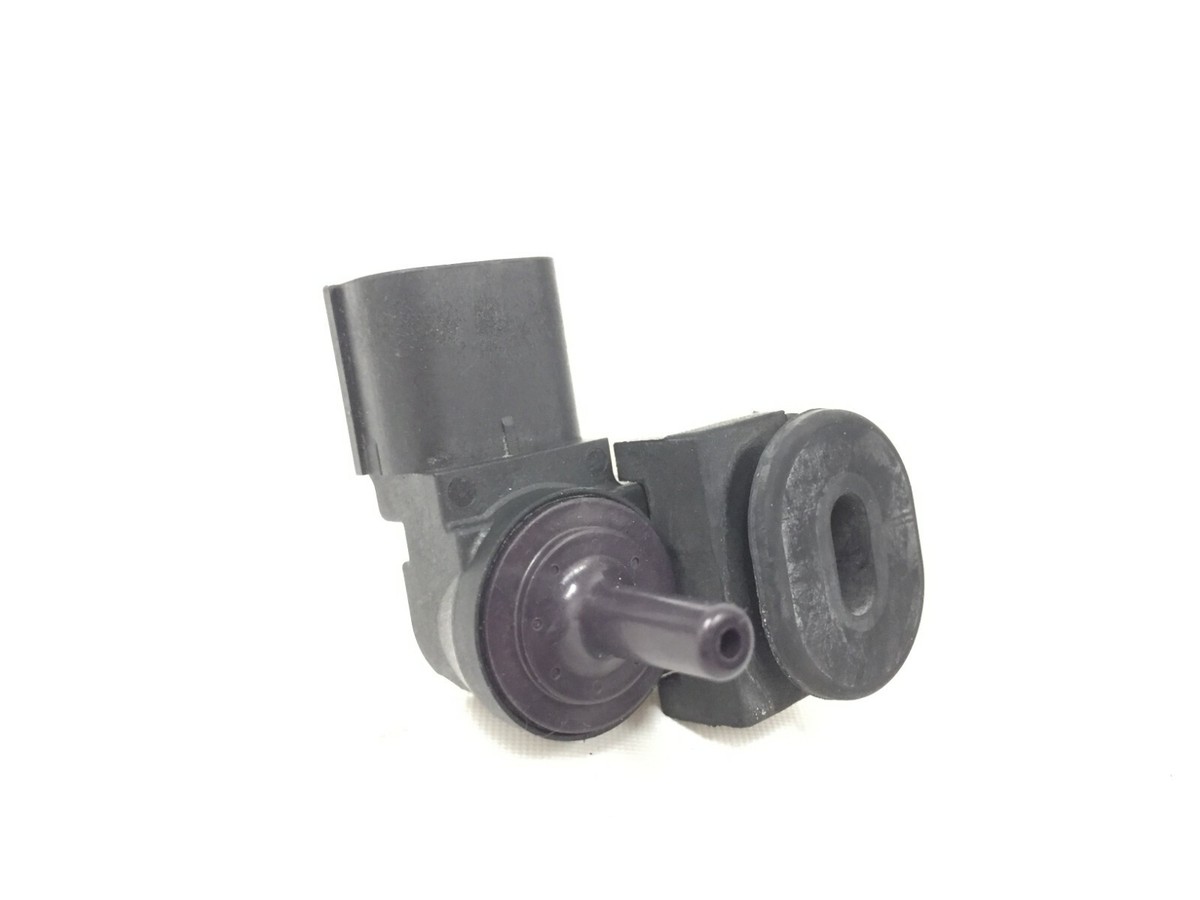 Kawasaki Z650 ER650 EX650 EX300 ZX14R OEM Pressure Sensor 21176