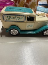ERTL Diecast 1932 Ford Panel Delivery Truck 1/25 Scale GIFT TO A GREAT DAD NIOB