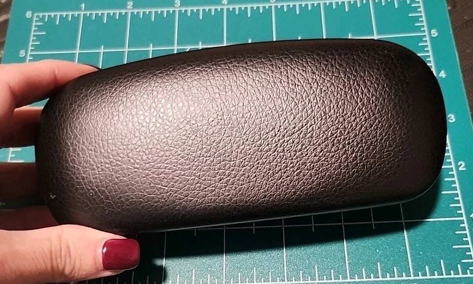 Gafas de sol Juicy Couture etiqueta negra Los Angeles estuche rígido elegancia Foto 3 de 4