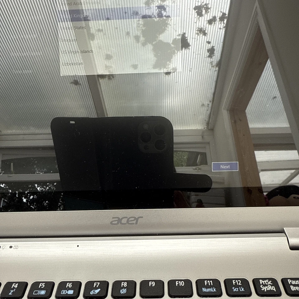 Acer Aspire V5-122P Silver Laptop. - Image 3 of 4