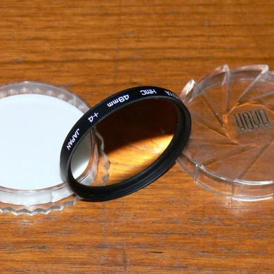 49mm HOYA HMC Close Up LENS +4 Filter attachment screw-in fit - Image 1 of 2
