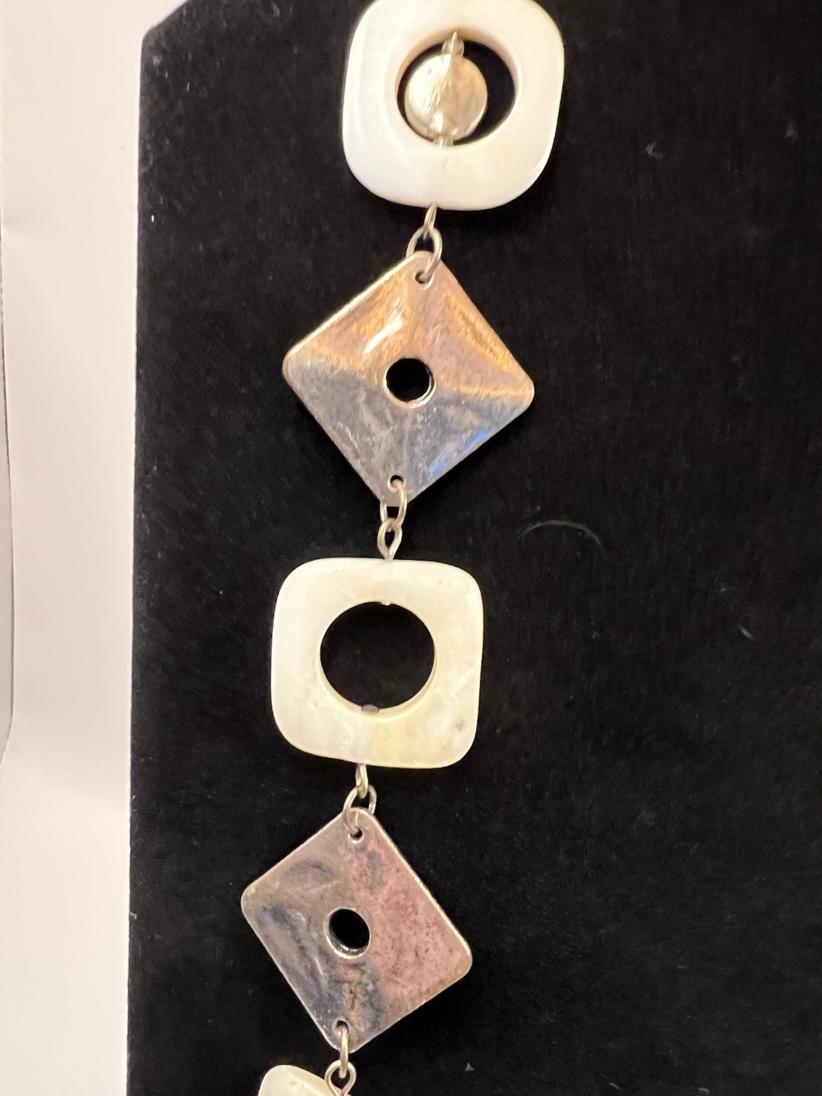 Silver Tone Open Square White Shell Geometric Nec… - image 4