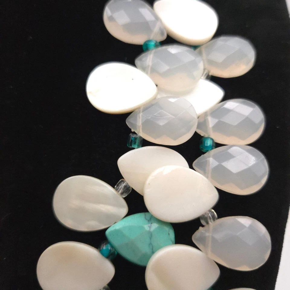 Collar en capas Coldwater Creek aspecto azul/blanco perla/turquesa Foto 3 de 4