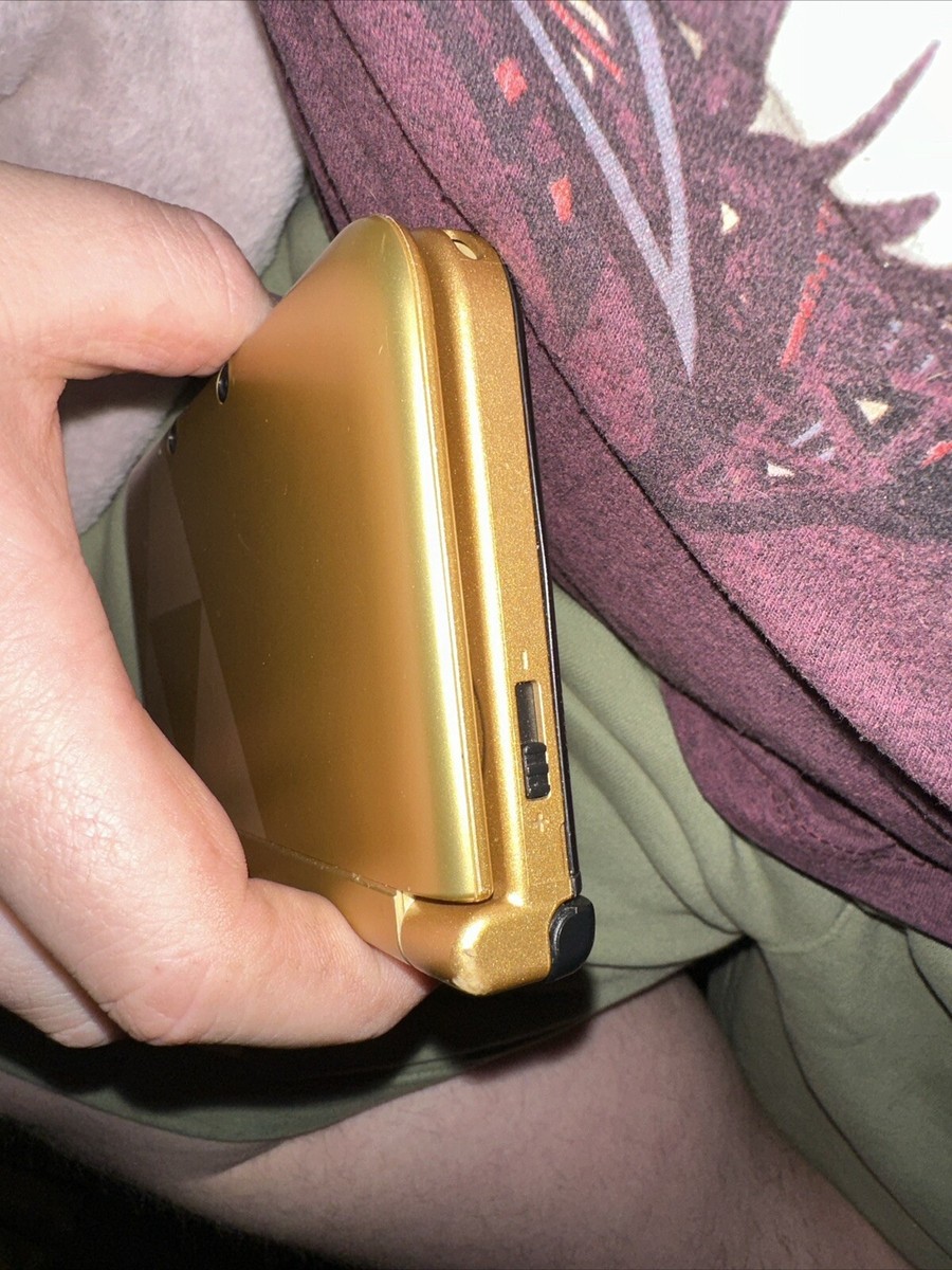 Nintendo 3ds XL The Legend of Zelda a Link Between Worlds Nintendo 3ds XL The Legend of Zelda a Link Between Worlds