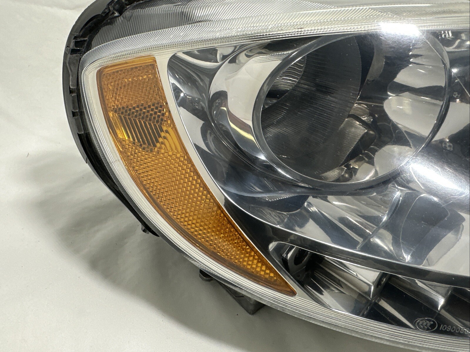 09-13 Maserati Quattroporte M139 Right Passenger Headlight Lamp HID Xenon Chrome