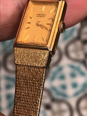 Seiko Watch 2e20-6479 Women's Gold Tone Quartz New Battery ladies