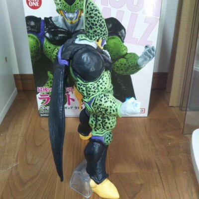Ichiban Kuji Dragon Ball Z – Figurine Perfect Cell Omnibus Grand Prix – 27 Cm – Neuve