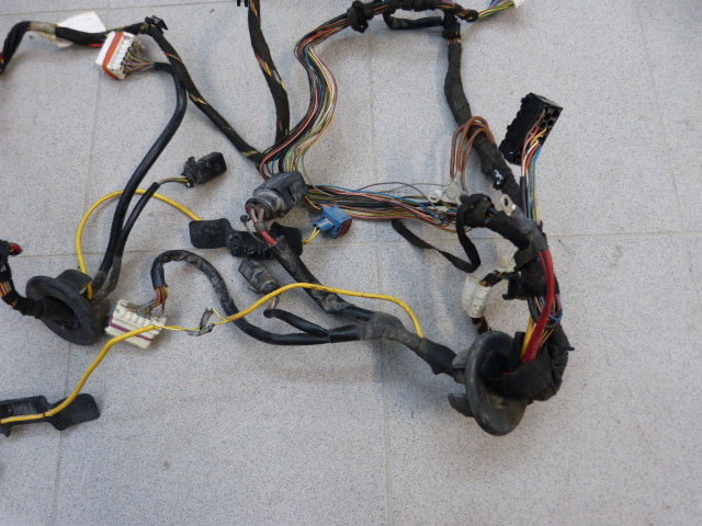 Picture 4 of 8