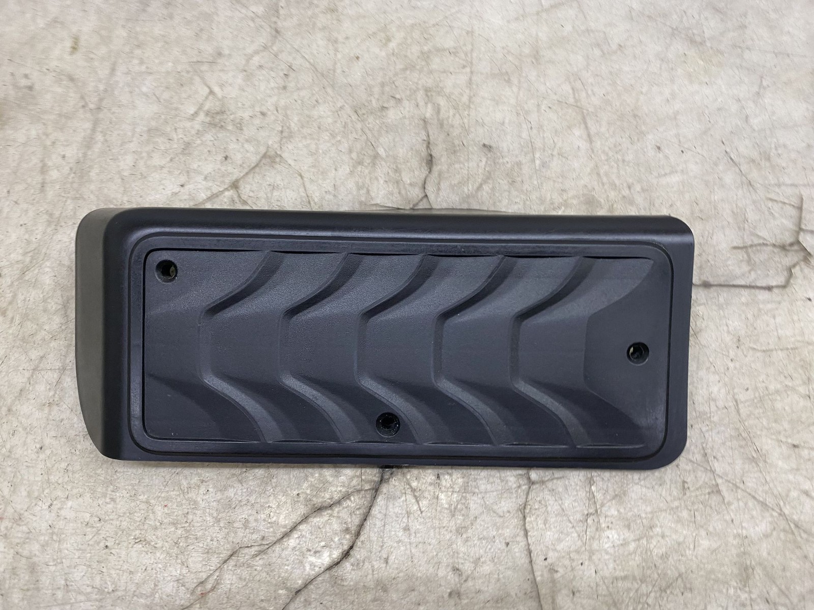 2020-2025 ASTON MARTIN DBX OEM DRIVER FOOT REST DEAD PEDAL LHD MY83-12020-AA