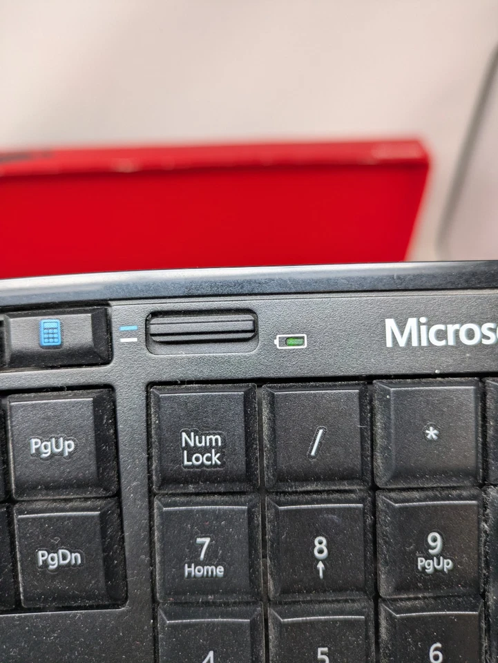 Microsoft Sculpt Comfort Wireless Keyboard & Mouse Model 1531 LV-00001 w/ Box - Image 3 of 4