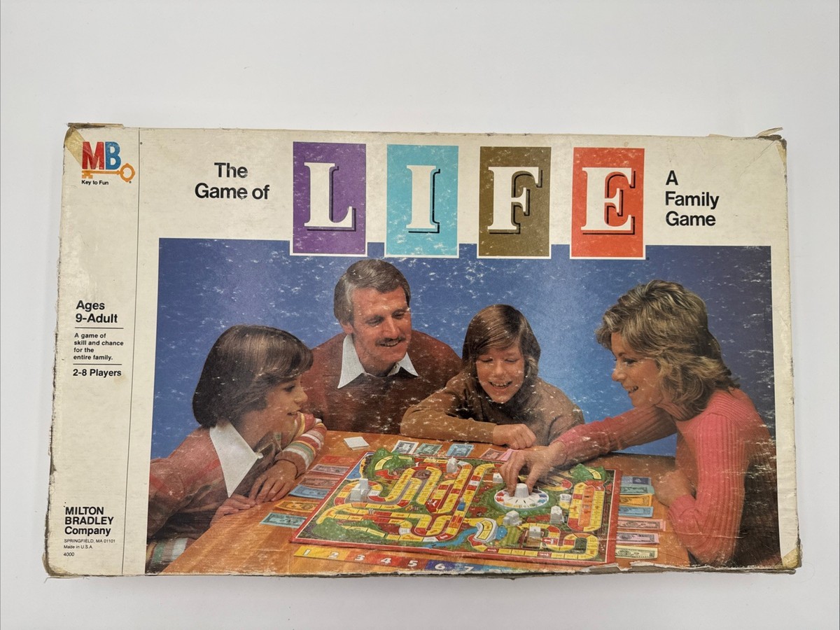 Vintage 1979 The Game of Life A Family Game Milton Bradley
