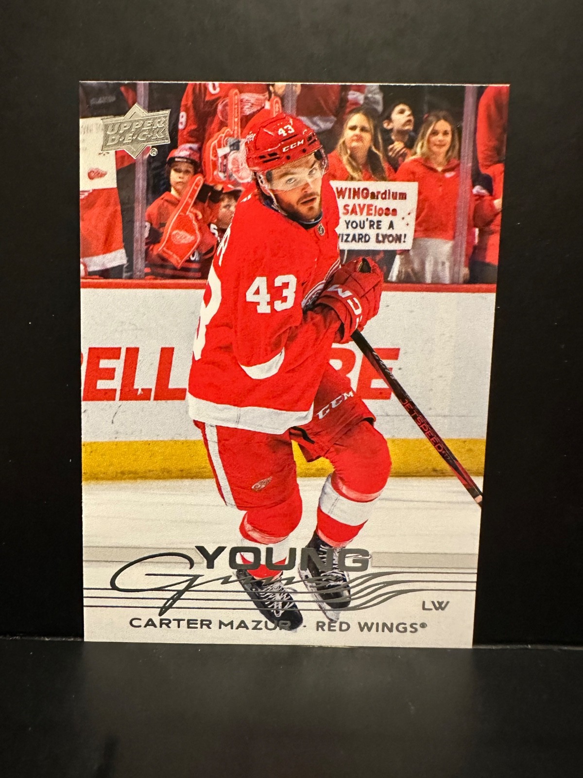 2025 -26 Upper Deck Series 1 - Young Guns #204 Carter Mazur (RC)