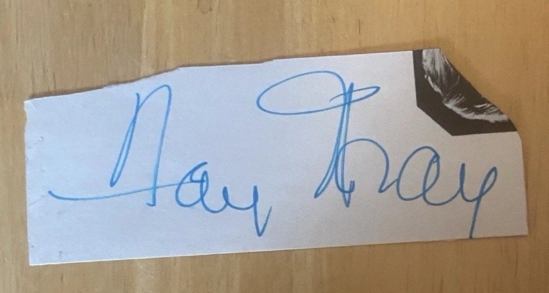 FAY WRAY KING KONG VINTAGE HAND SIGNED AUTOGRAPH CUT SIGNATURE COA ACTOR