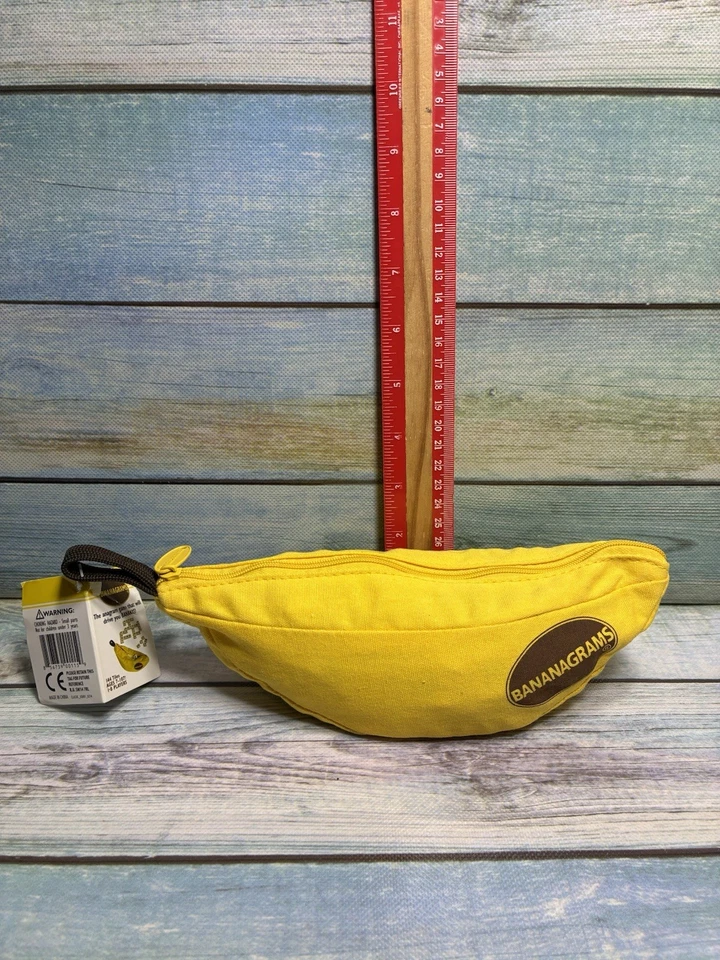 Bananagrams Tile Crossword Game In Zip Banana Bag NEW with Tags & Instructions - Image 4 of 4