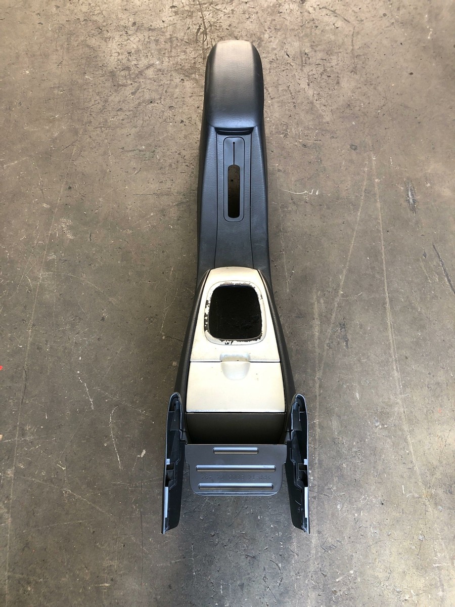 2001 - 2003 MAZDA PROTEGE Front Console Floor Shifter w/ Storage