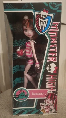 Sammler Selten Rarität Monster High X3485 Draculaura Skull Shore 2011 BNIB NEU - Bild 1 von 4