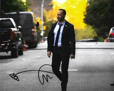 * DONNIE WAHLBERG * signed 8x10 photo * BLUE BLOODS * COA *