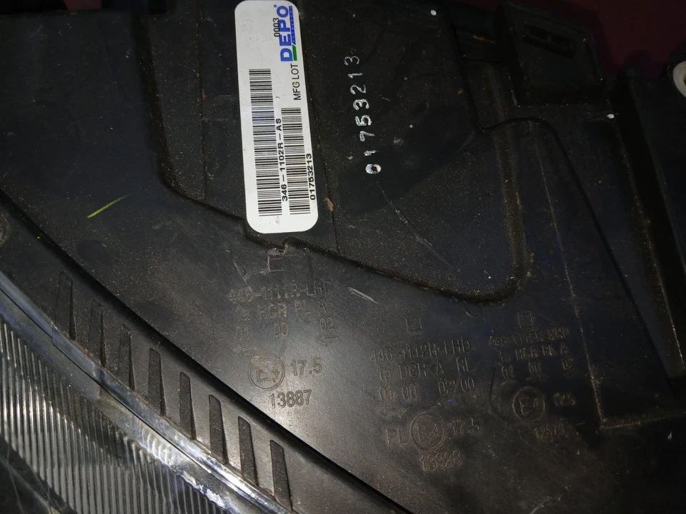 06-10 奥迪 A6 乘客侧 DEPO 346-1102R-AS 车头灯总成(右) — 第 4/4 张图片