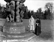 Lady Elizabeth Bowes Lyon With Her Mother The Countess Of Strathmore Old Photo