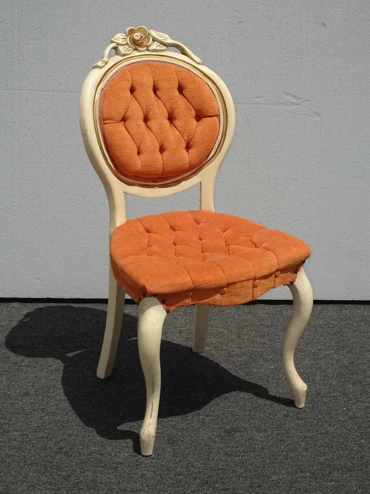 Silla acolchada de terciopelo naranja provincial francesa vintage de Kimball Foto 3 de 4