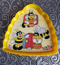 1990's Waddingtons Bizzy Buzzy Bumbles 1 x Beehive Tray Spare Replacement Part