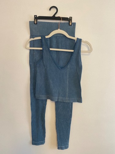 Aura Ribbed Blue Athletic Tank Top & Leggings Set Size M/L