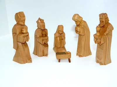 Weihnachts Krippenfiguren Holz Linde handgeschnitz Hl. Familie & drei Könige - Bild 1 von 4