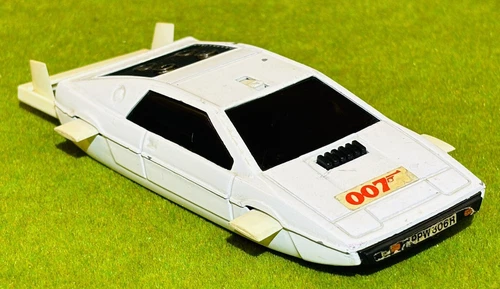 Corgi 007 Lotus Esprit Submarine Car James Bond Action *Read 1977 Vintage