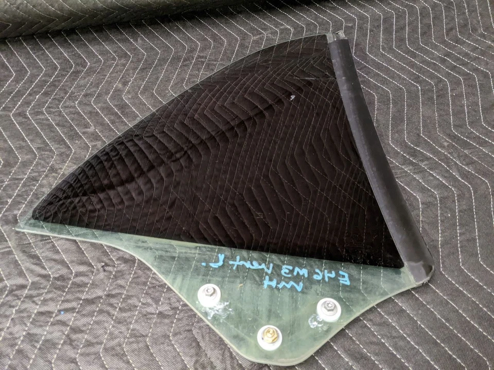 Ventana trasera izquierda conductor bmw e46 serie 3 convertible m3 51368209423 Foto 3 de 4