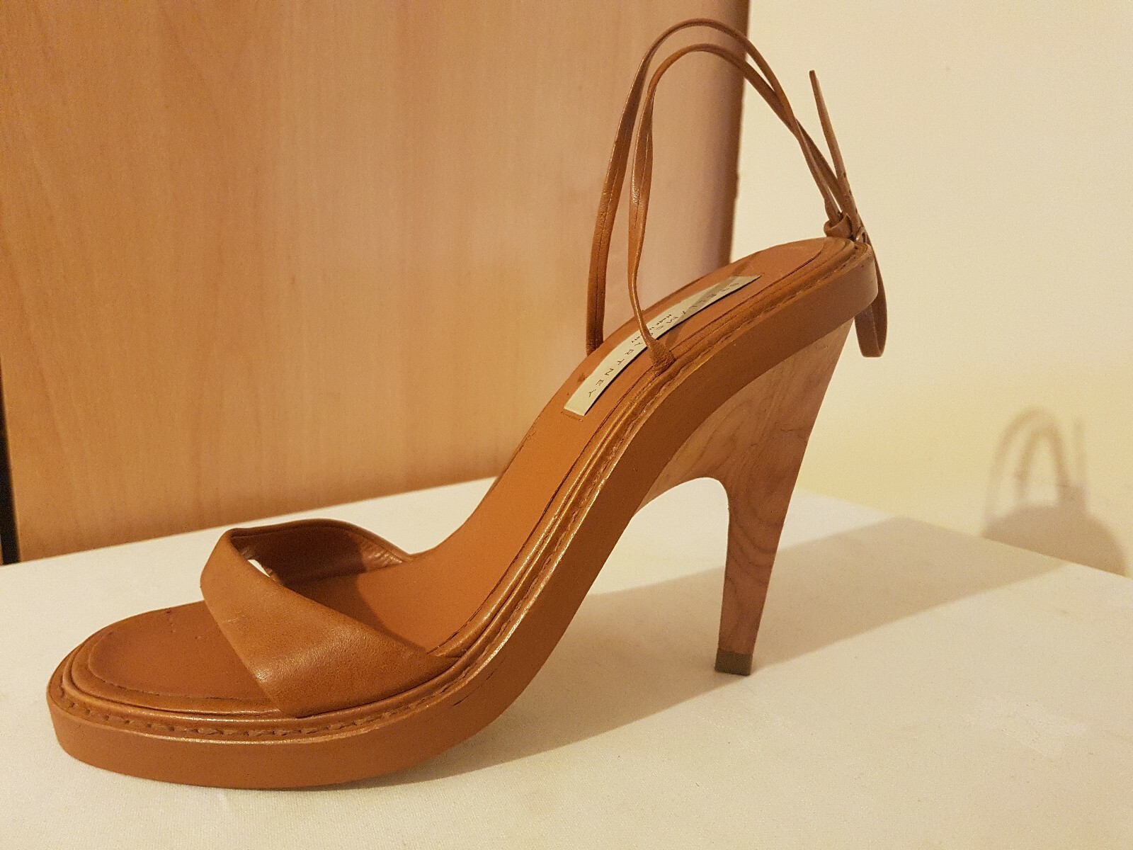 Gorgeous Stella McCartney High Heel Wooden Women's Sandals Beige Size 40 |  eBay