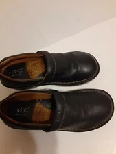 BOC Born Concept Womens Size 6 Black Leather Mules Clogs GUC