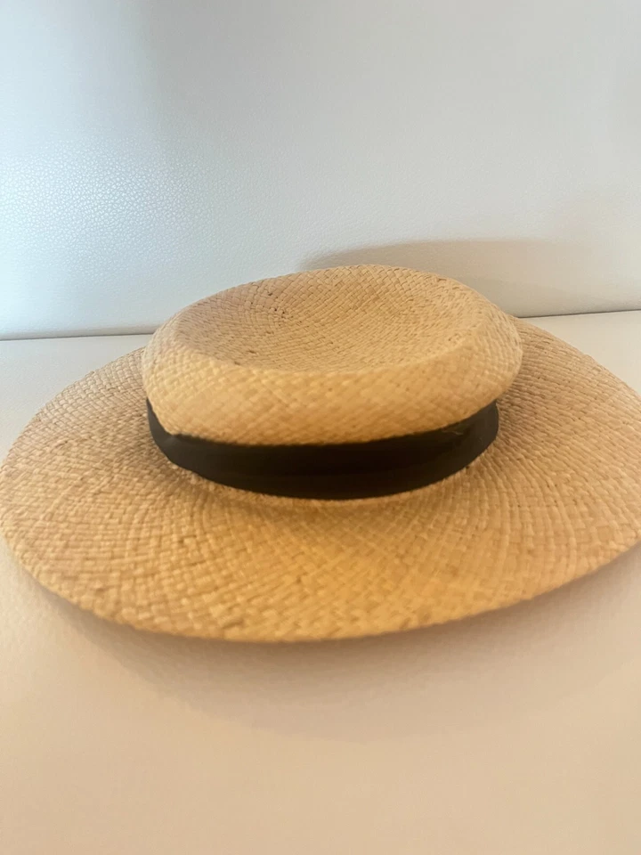 SOMBRERO DE VACACIONES DE VERANO DE MODA ANN TAYLOR CON CINTA NEGRA Foto 3 de 4