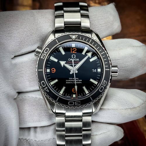 Omega Seamaster Planet Ocean 600M 42mm Black/Orange Dial 232.3...